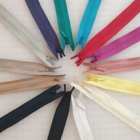 YKK Concealed / Invisible Zip 16