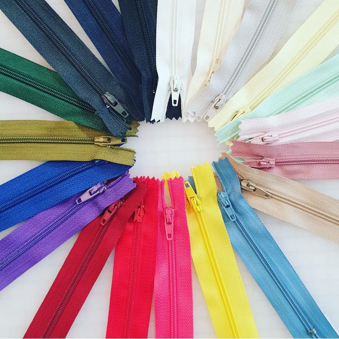 7" Closed End Nylon Dress Zips