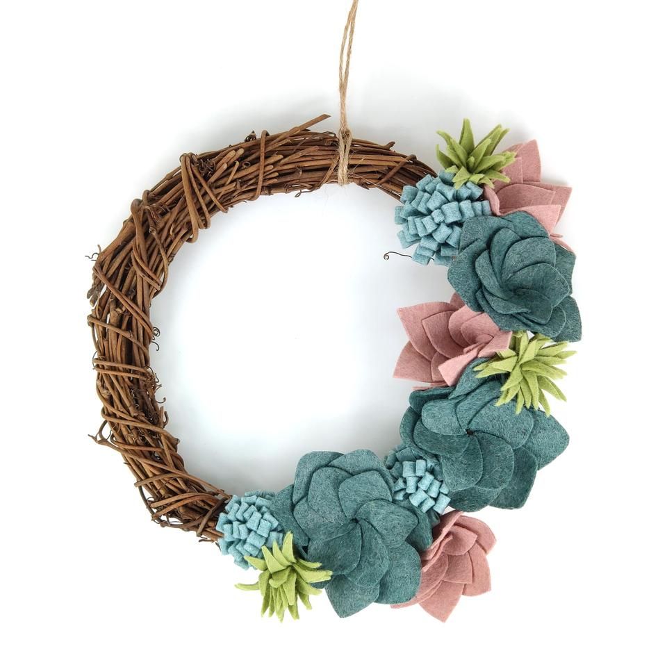 Crafty Kit Succulent Felt Wreath 