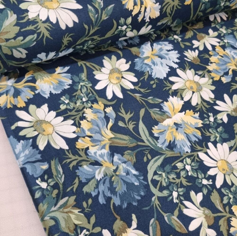Maywood Studios - Cotton - Willoughby Main Floral - 10520