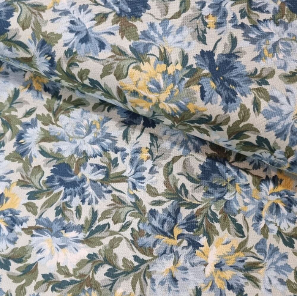 Maywood Studios - Cotton - Willoughby Packed Floral - 10521