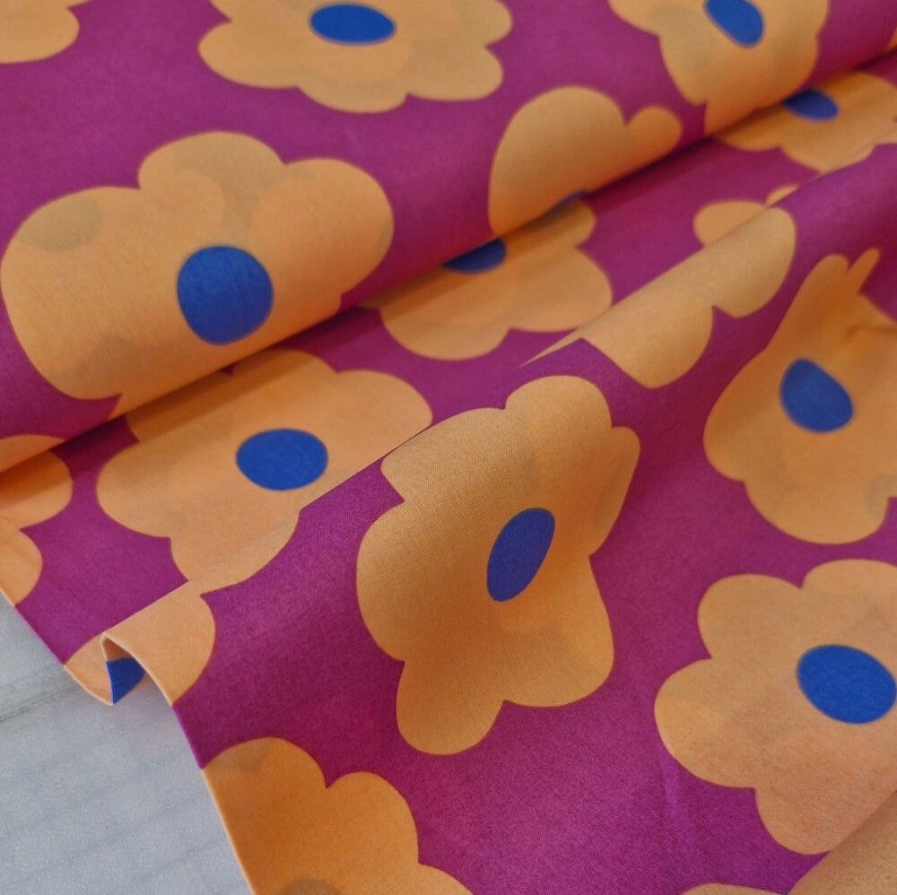 Nerida Hansen Fine Cotton Poplin Big Flower Pink