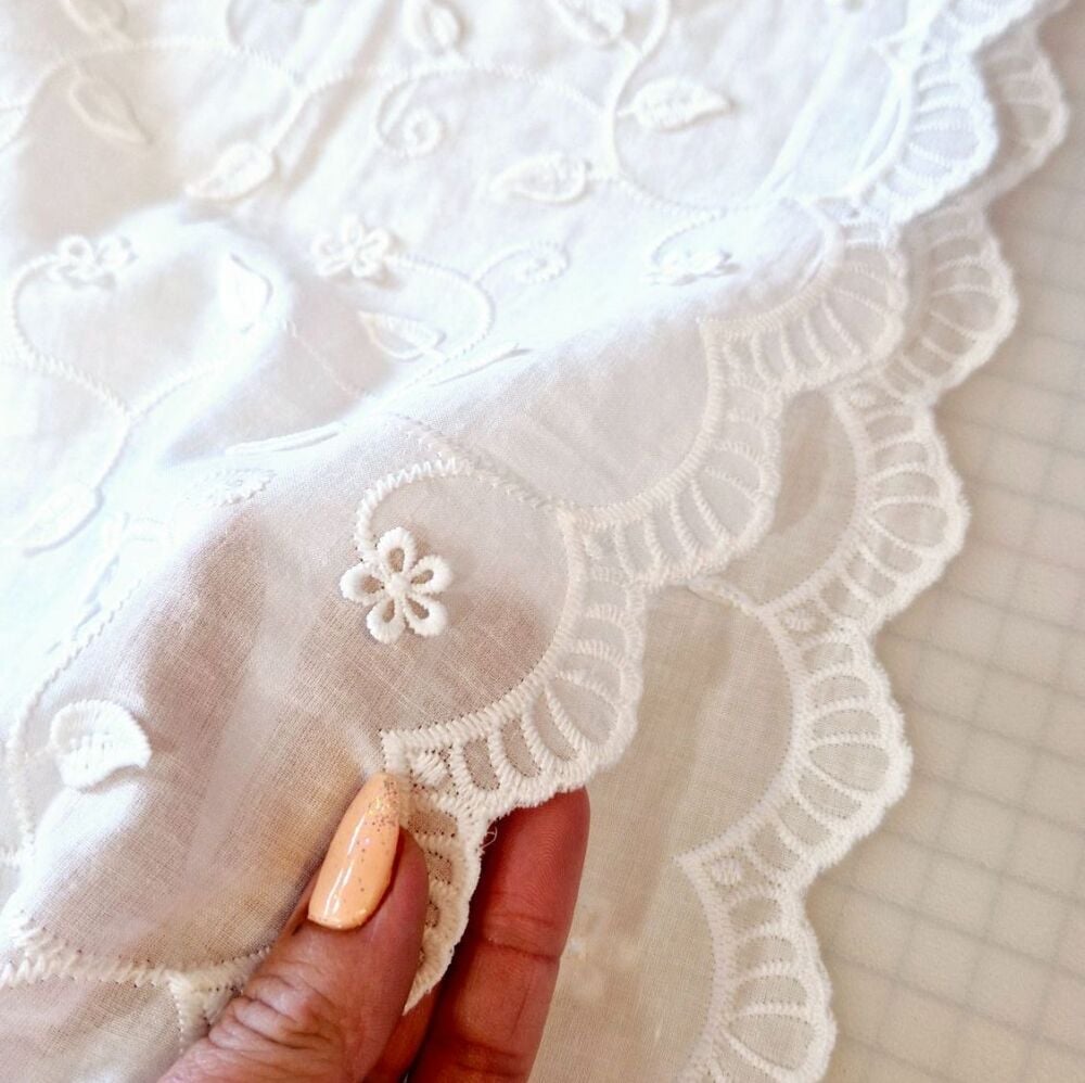 Broderie Anglaise Cotton Fabric Scallop Edge Flower Leaves