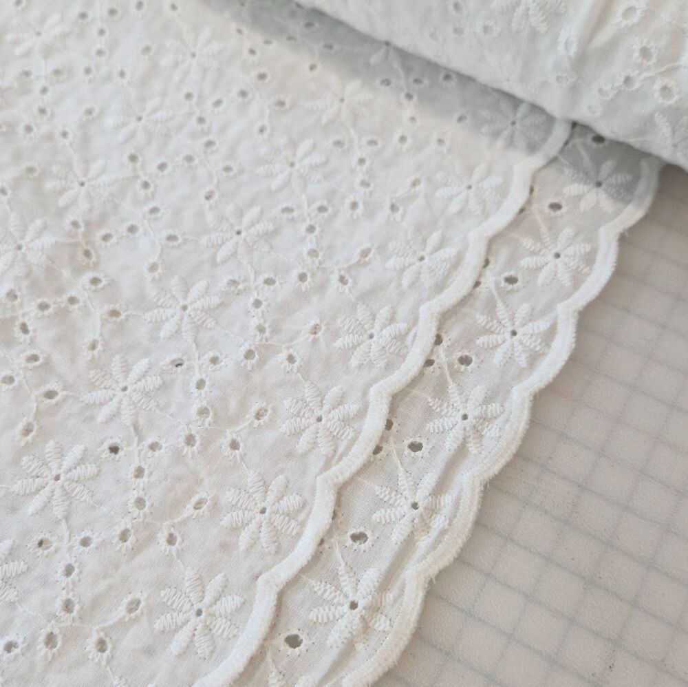 Broderie Anglaise Cotton Fabric Design 3