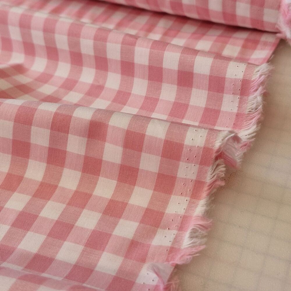 Yarn Dyed Cotton Gingham Fabric Baby Pink