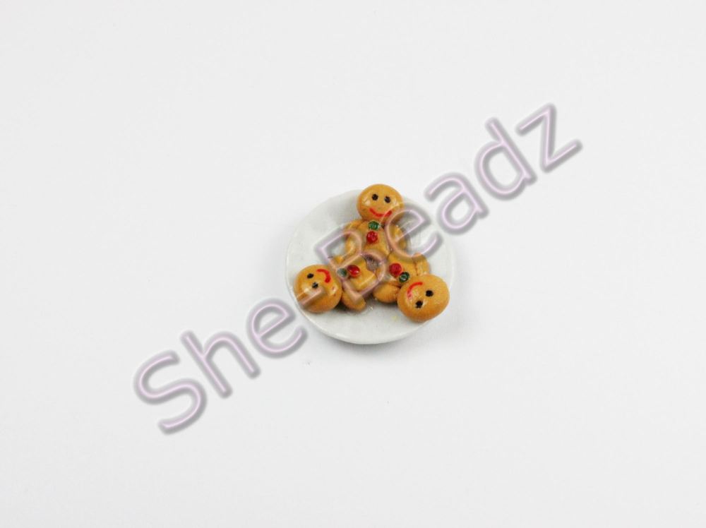 Minature Gingerbread Men on a Plate Pk 1
