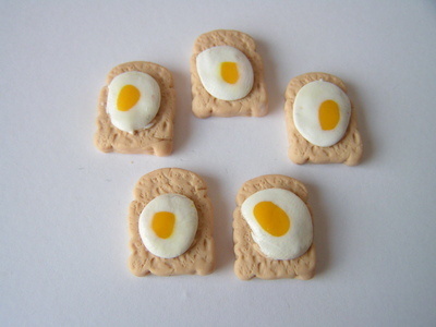 Fimo Egg On Toast Charms Pk 10