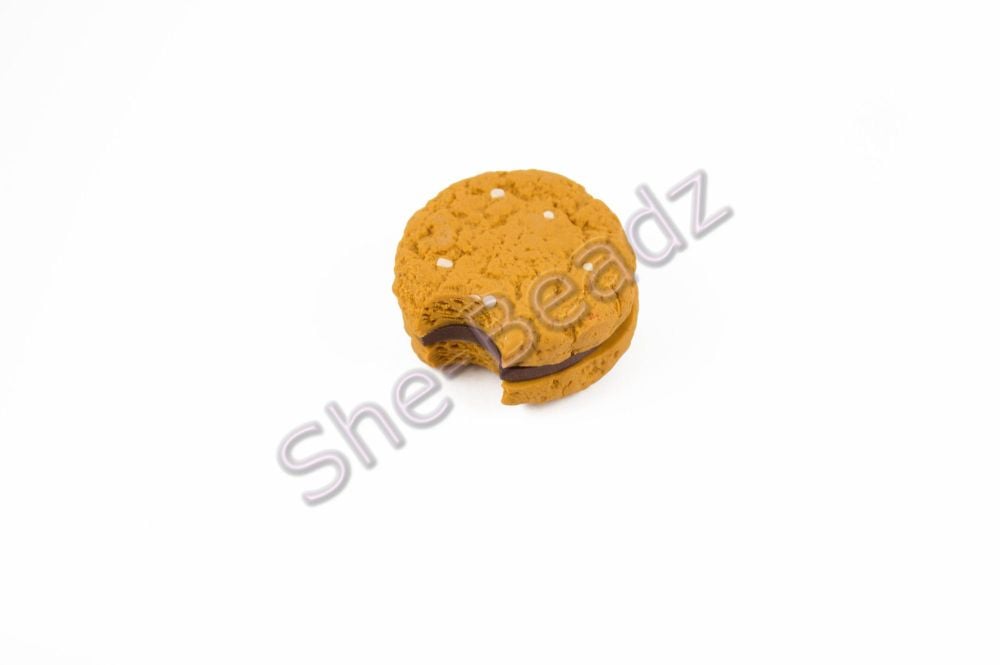 Fimo Mini Hobnob Chocolate Cream Biscuit Charm Beads (Bitten) Pk 10