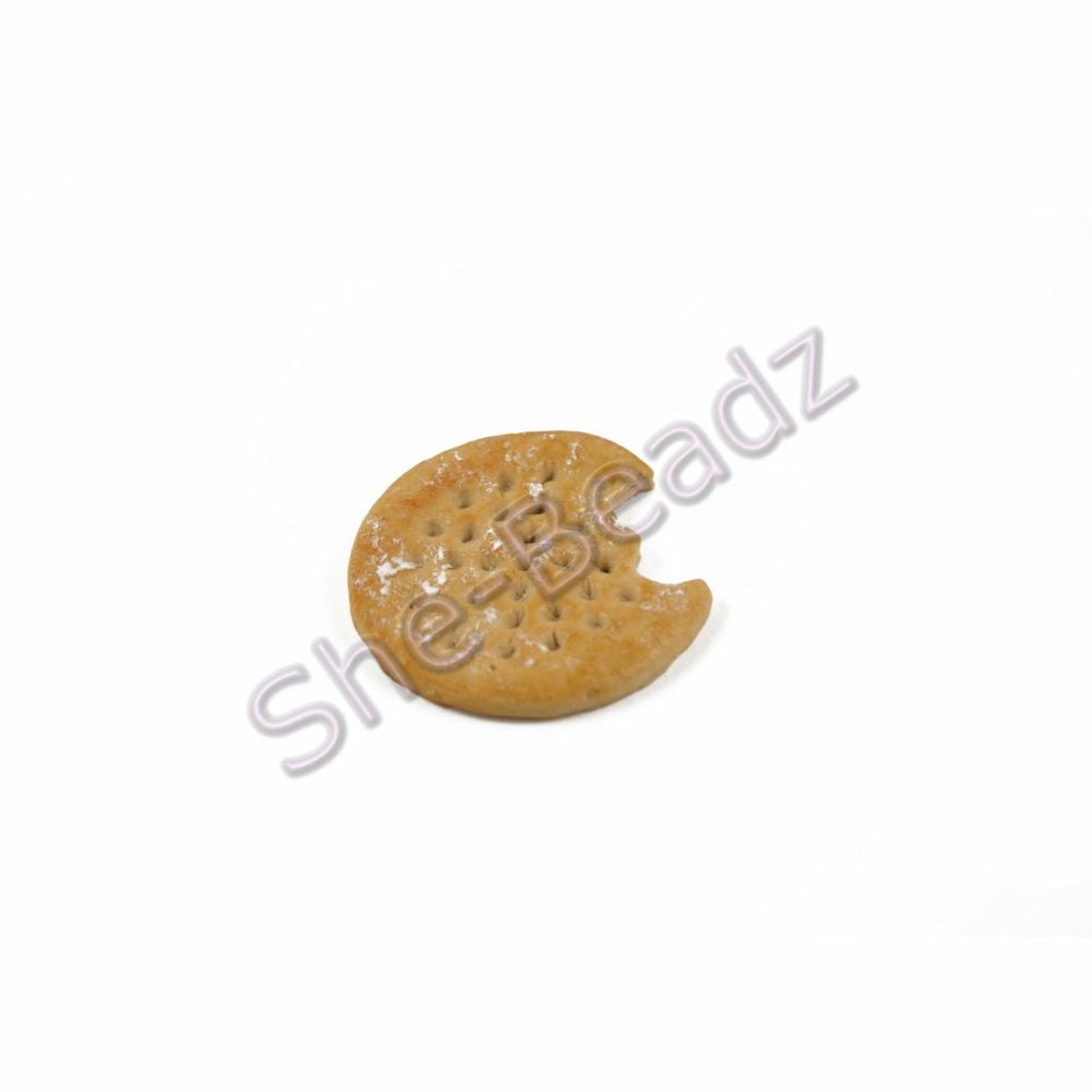 Fimo Ritz Cracker Charms (Bitten) Pk 10