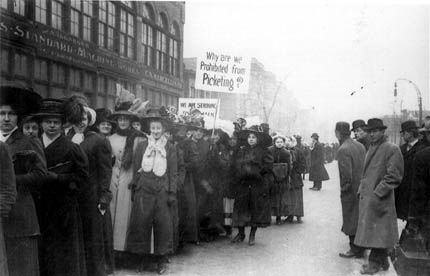 Chicago_garment_workers_strike