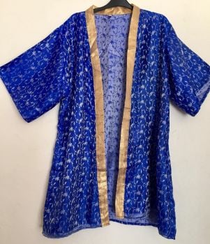 Beautiful silk kimono  approx 18-22
