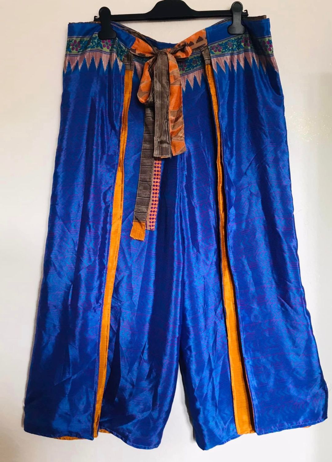 Gorgeous reversible magic thai pants