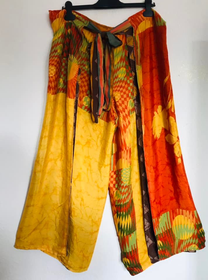 Gorgeous reversible magic thai pants