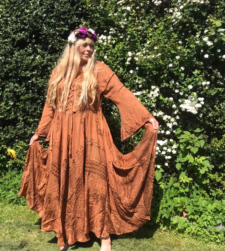 Beautiful Gwendolyn  faery realm goddess dress