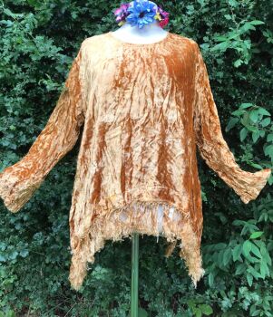 Gorgeous velvety fringed hem top  [curvy-approx bust 52 inches]