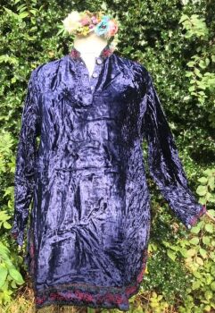 Gorgeous velvety manerin collar top [curvy-approx 50 inches bust-no stretch ]