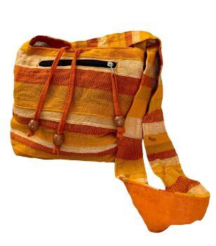 Bugzy midi size shoulder bag