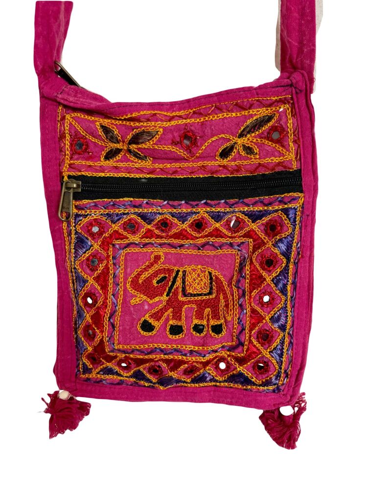 Gorgeous embroidered mirror midi size shoulder bag