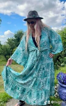 Sharna combi set skirt/dress and matching top [light green]
