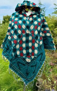 Snuggly cashmelon  poncho