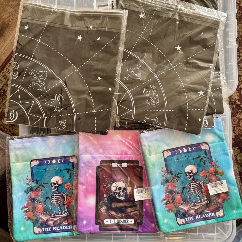 Joblot of 6 alter cloths and 3 tarot cards book sleeves