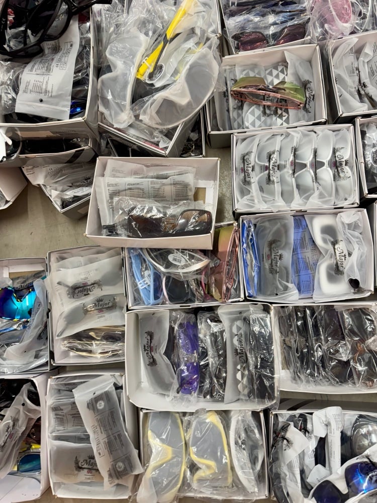 Job lot of 754 pairs of festival sunglasses