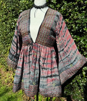 *Arise the Goddess short open robe  [regular]