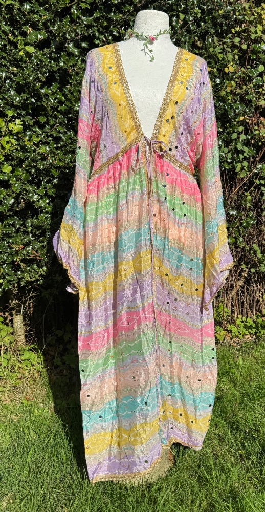 *Arise the Goddess  robe ( curvy)