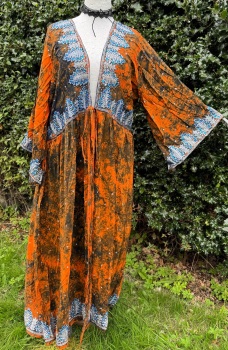 *Arise the Goddess  robe ( curvy)