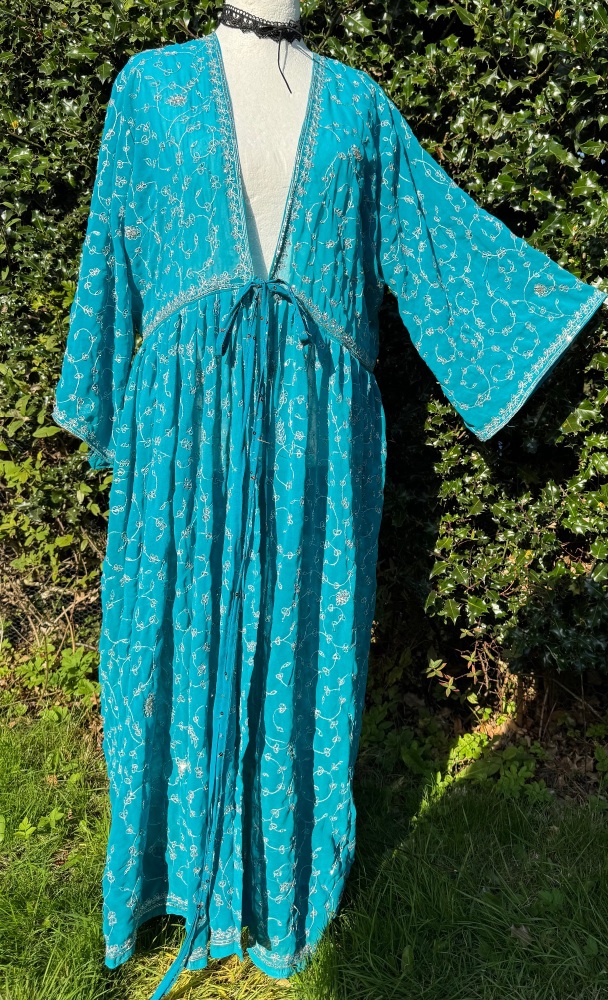 *Arise the Goddess  wrap over robe ( curvy)