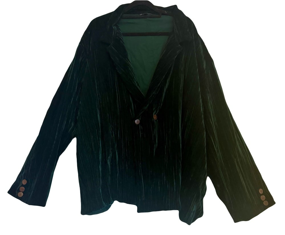 Gorgeous velvet goddess jacket [bust up to 64 inches]