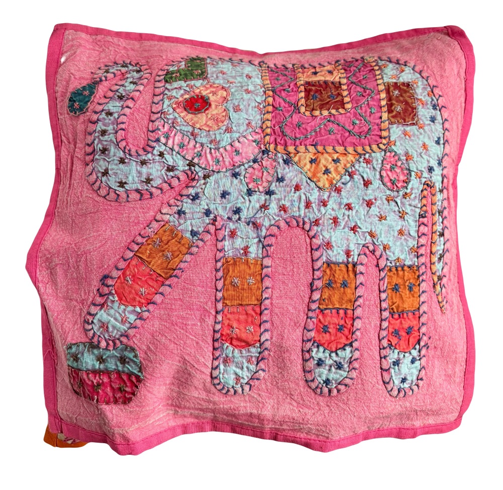 Appliqu&eacute; Elephant cushion cover