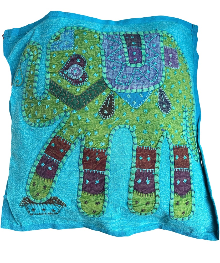 Appliqu&eacute; Elephant cushion cover