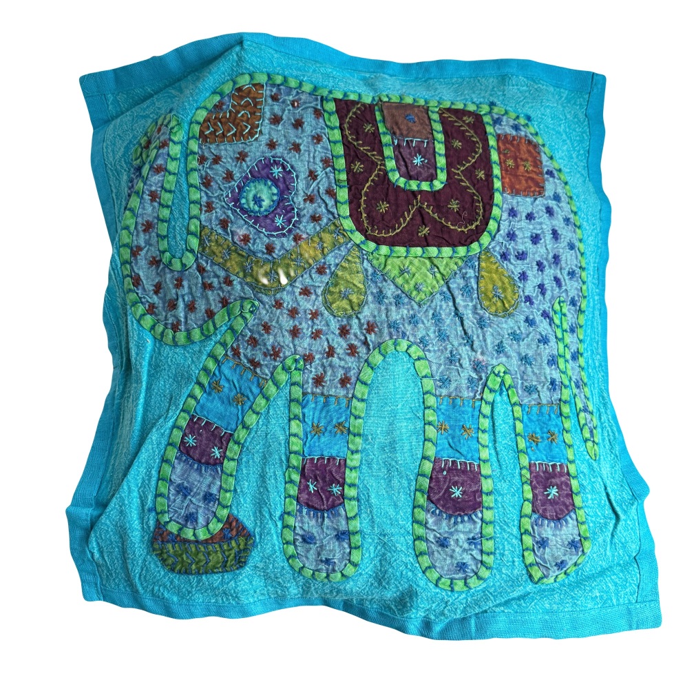 Appliqu&eacute; Elephant cushion cover