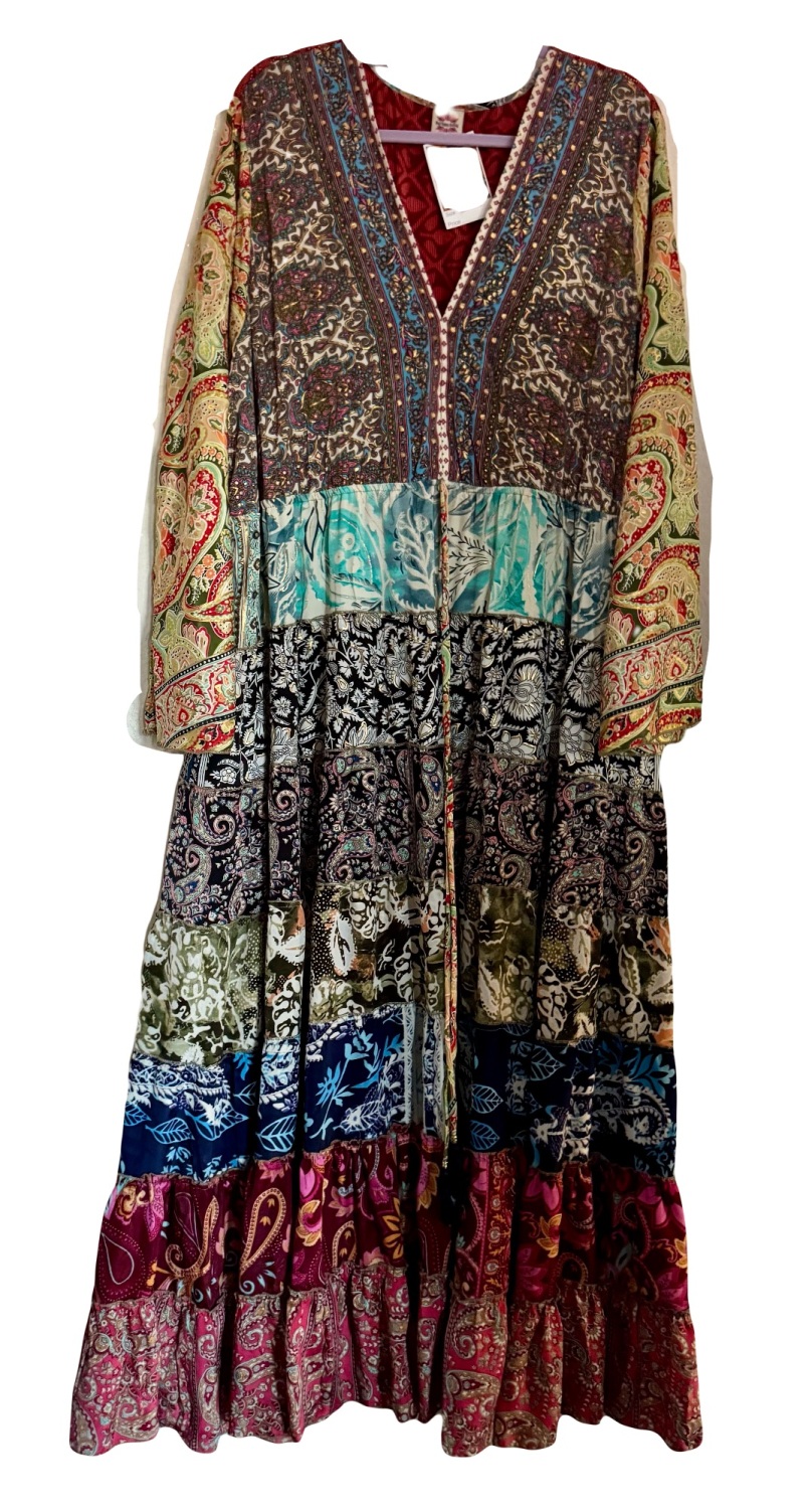 26-28 The beautiful Juniper swishy dress ]