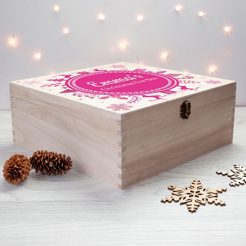 Personalised Wooden Christmas Eve Box | Snowflake Wreath design