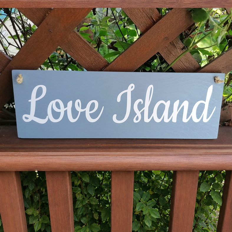 Personalised Wooden Signs and Plaques Any Wording