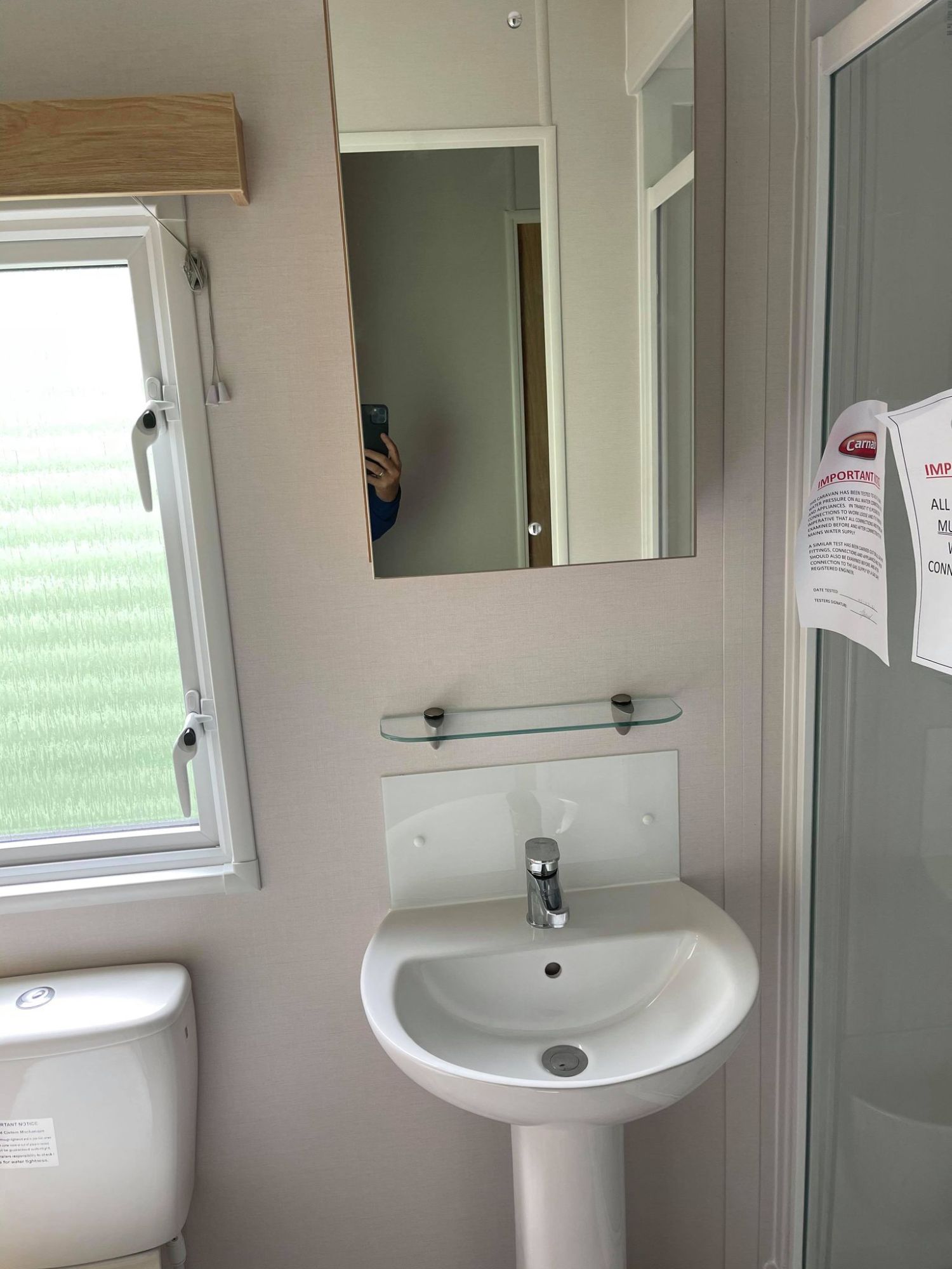 2021 Carnaby Maesbrook - Bathroom