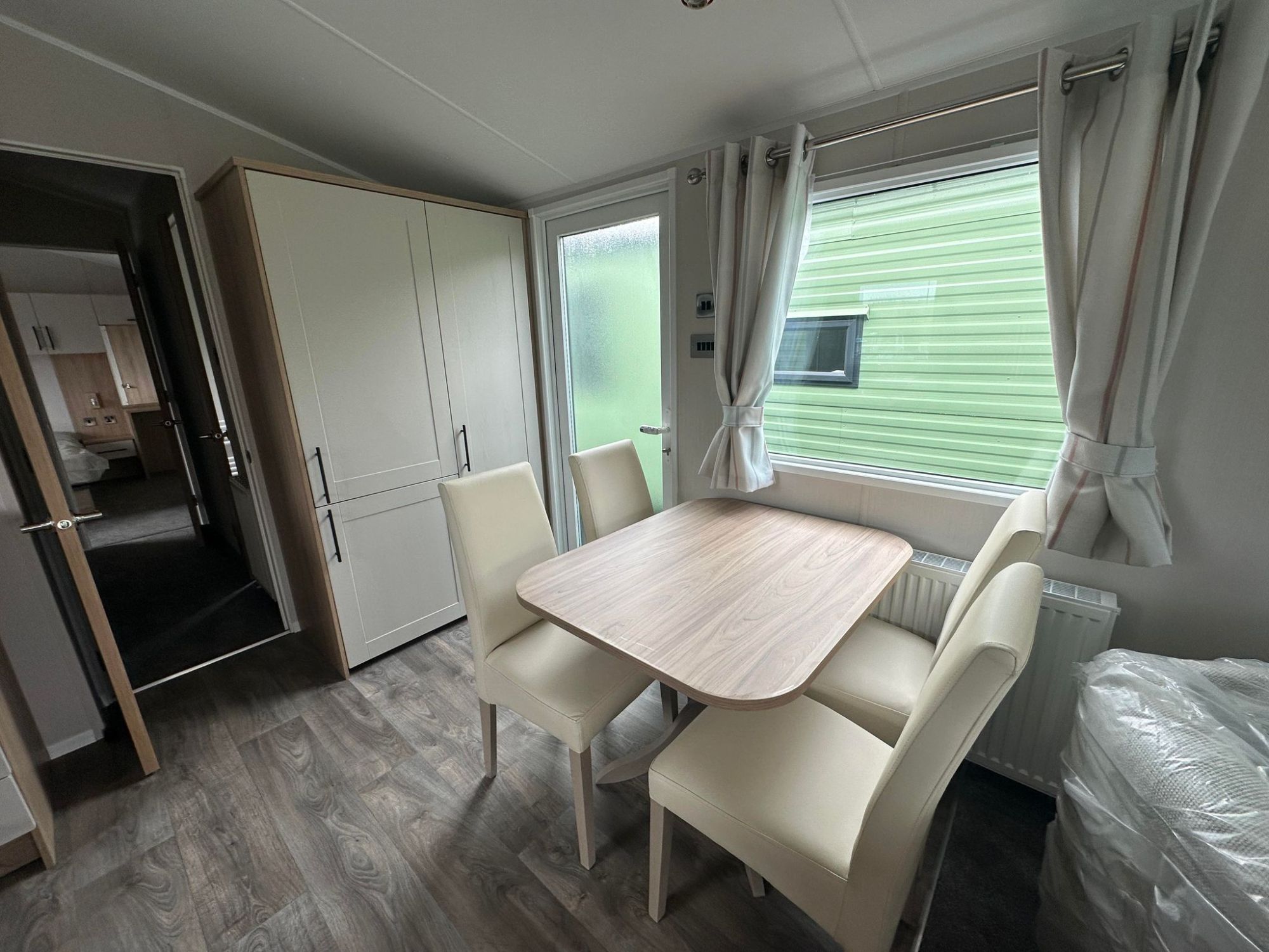 2024 Willerby Ellesmere Dining