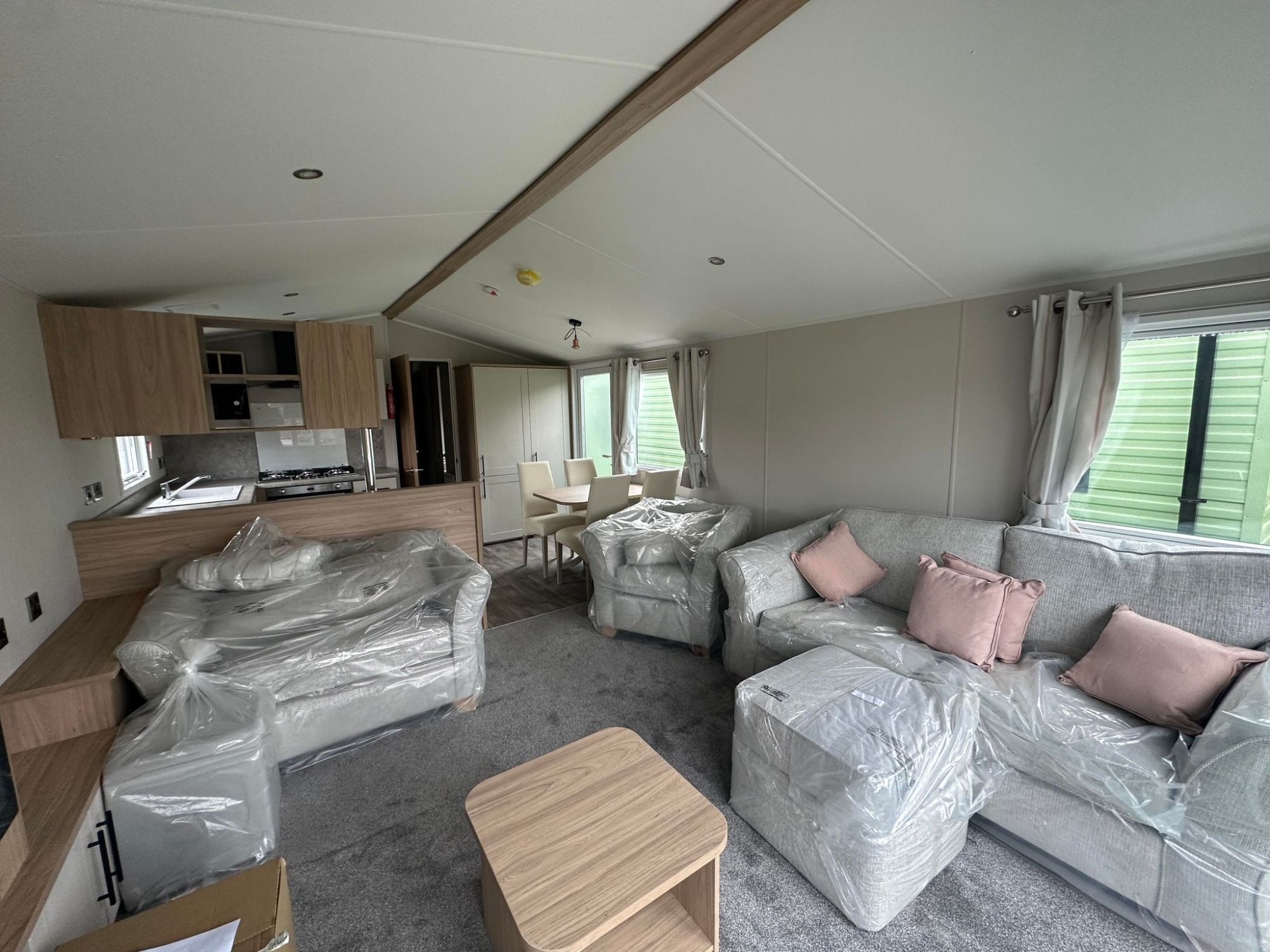 2024 Willerby Ellesmere Lounge 3