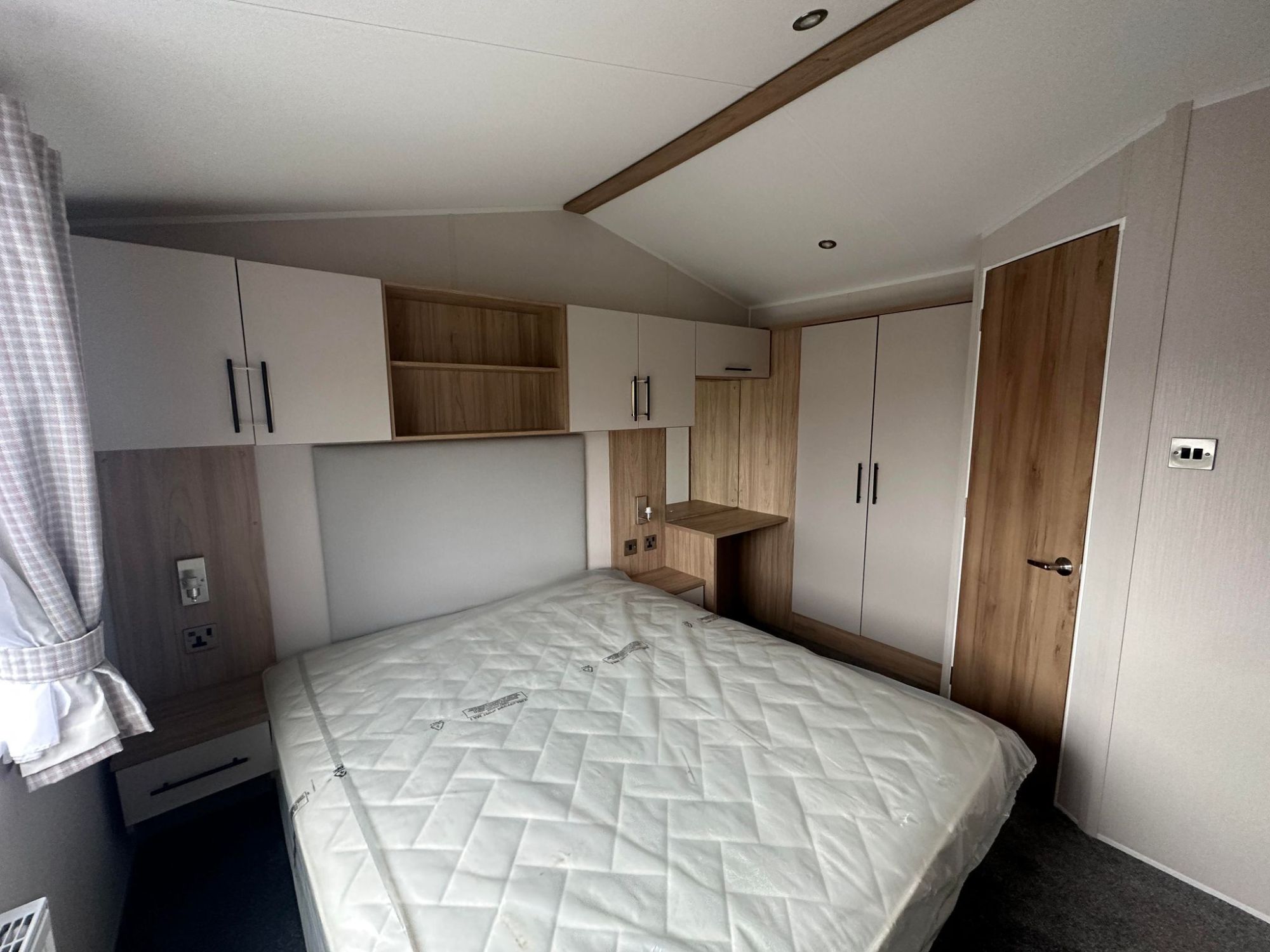 2024 Willerby Ellesmere Main Bed 2