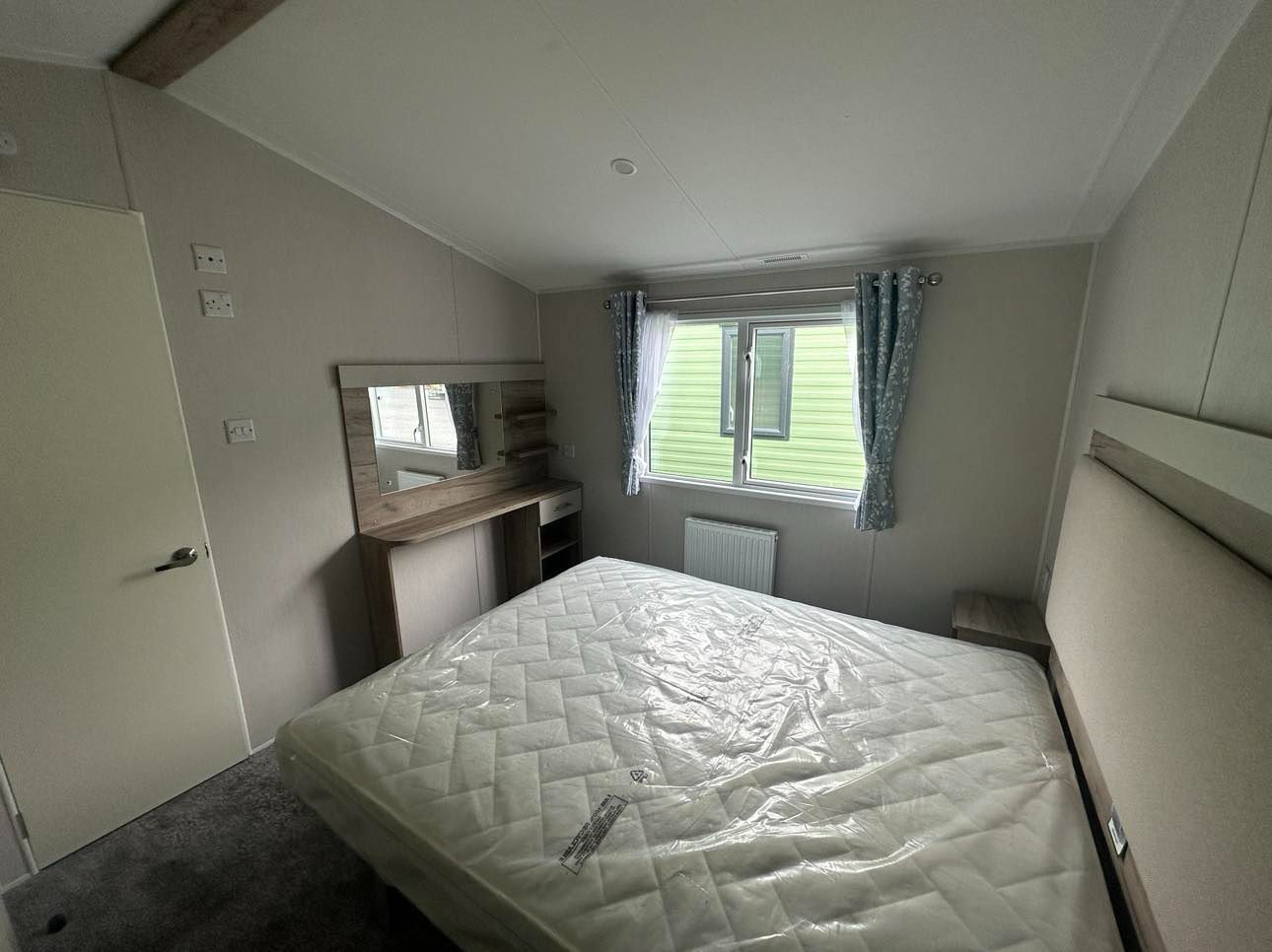 2024 Willerby Severn Main Bed 2