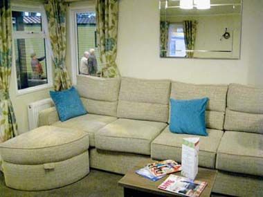 2013 Willerby Cameo Lounge 3