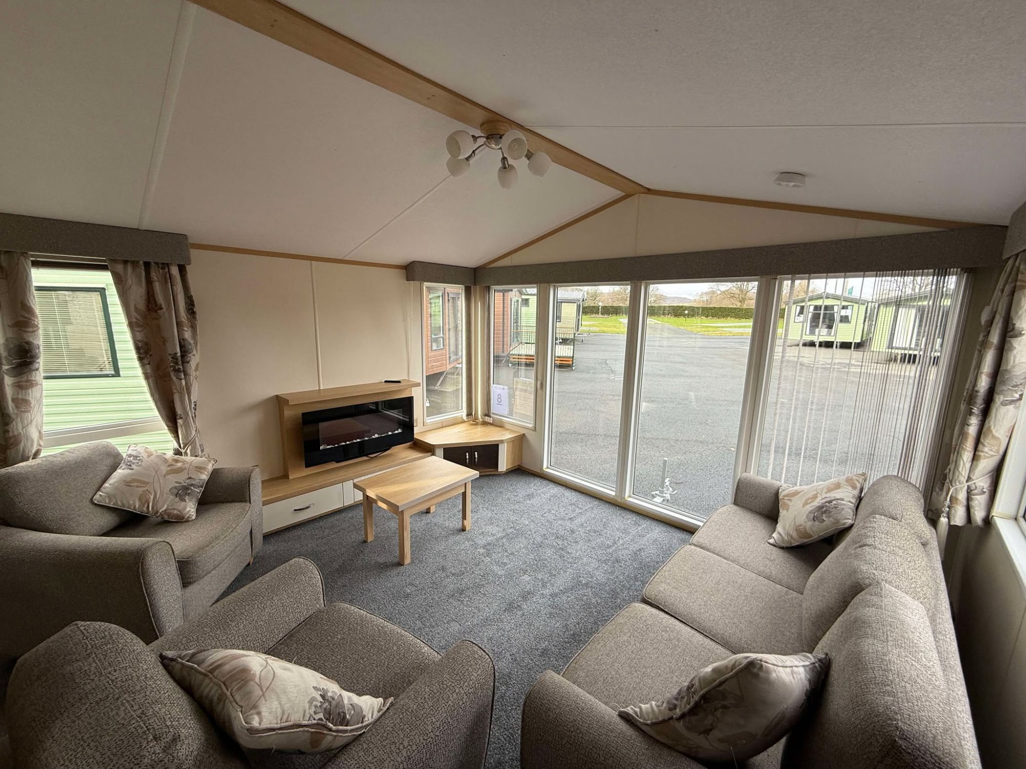 2014 Atlas Image Lounge 2