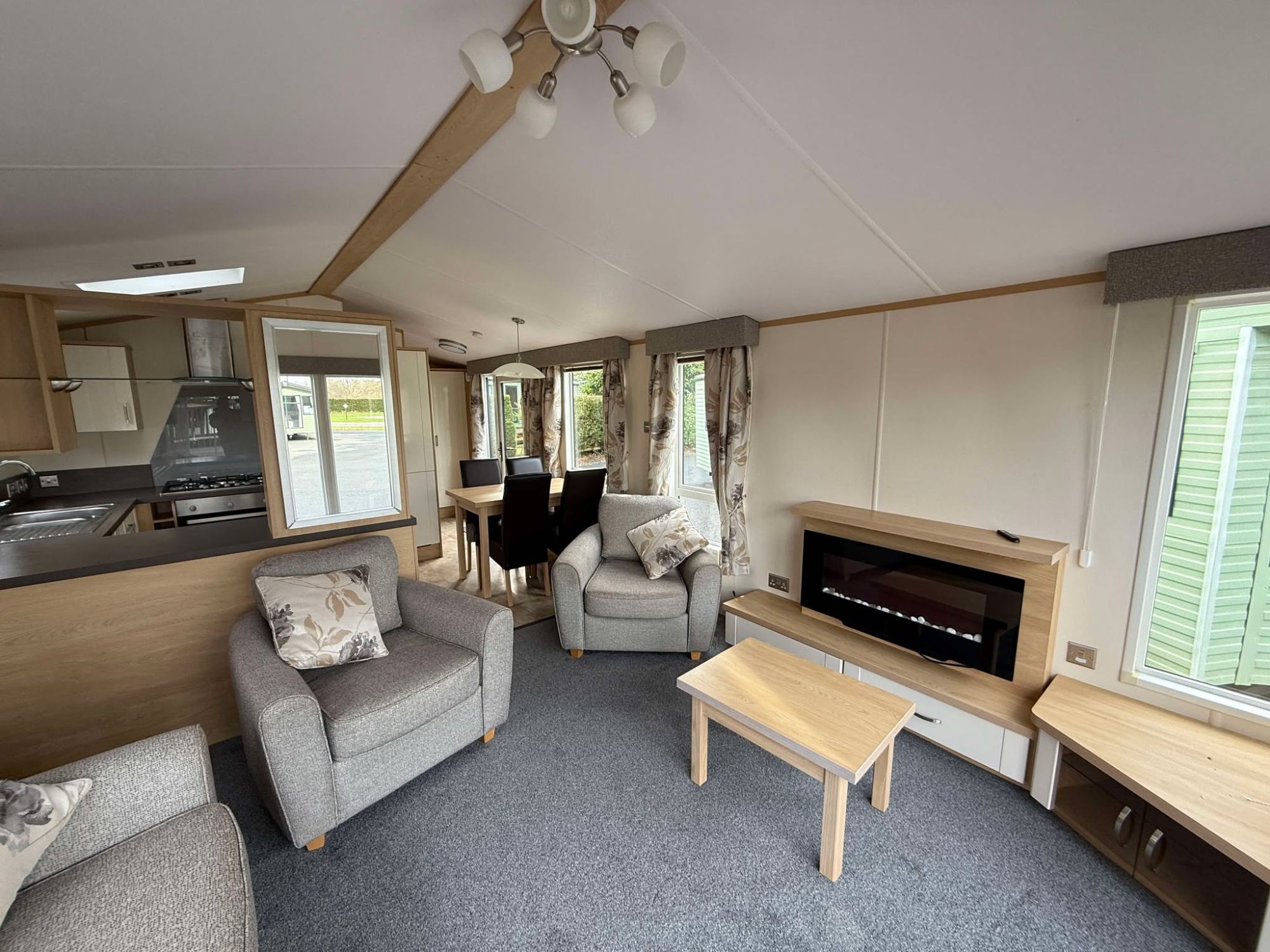 2014 Atlas Image Lounge 3
