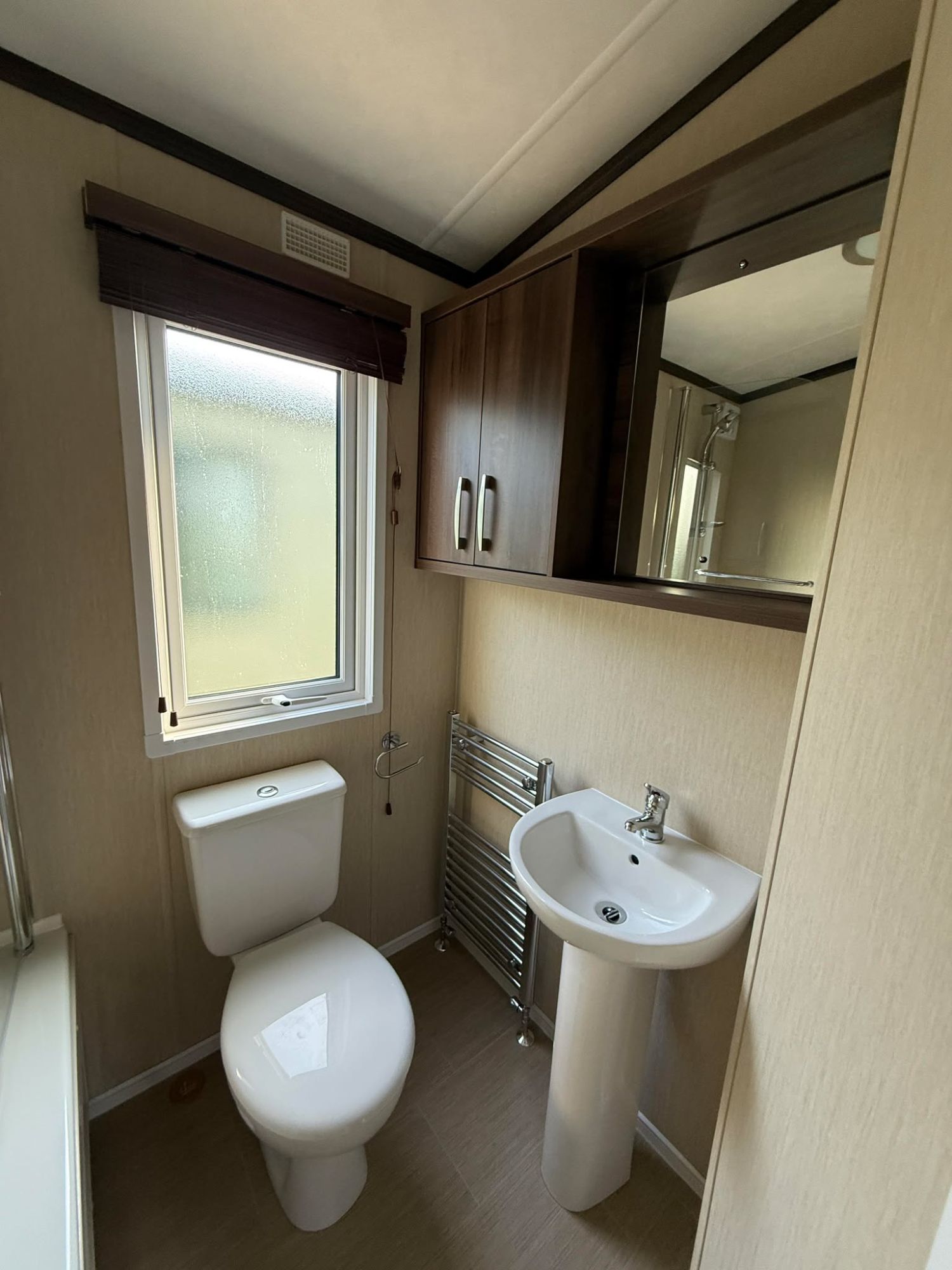 2016 Pemberton Rivington Ensuite 2