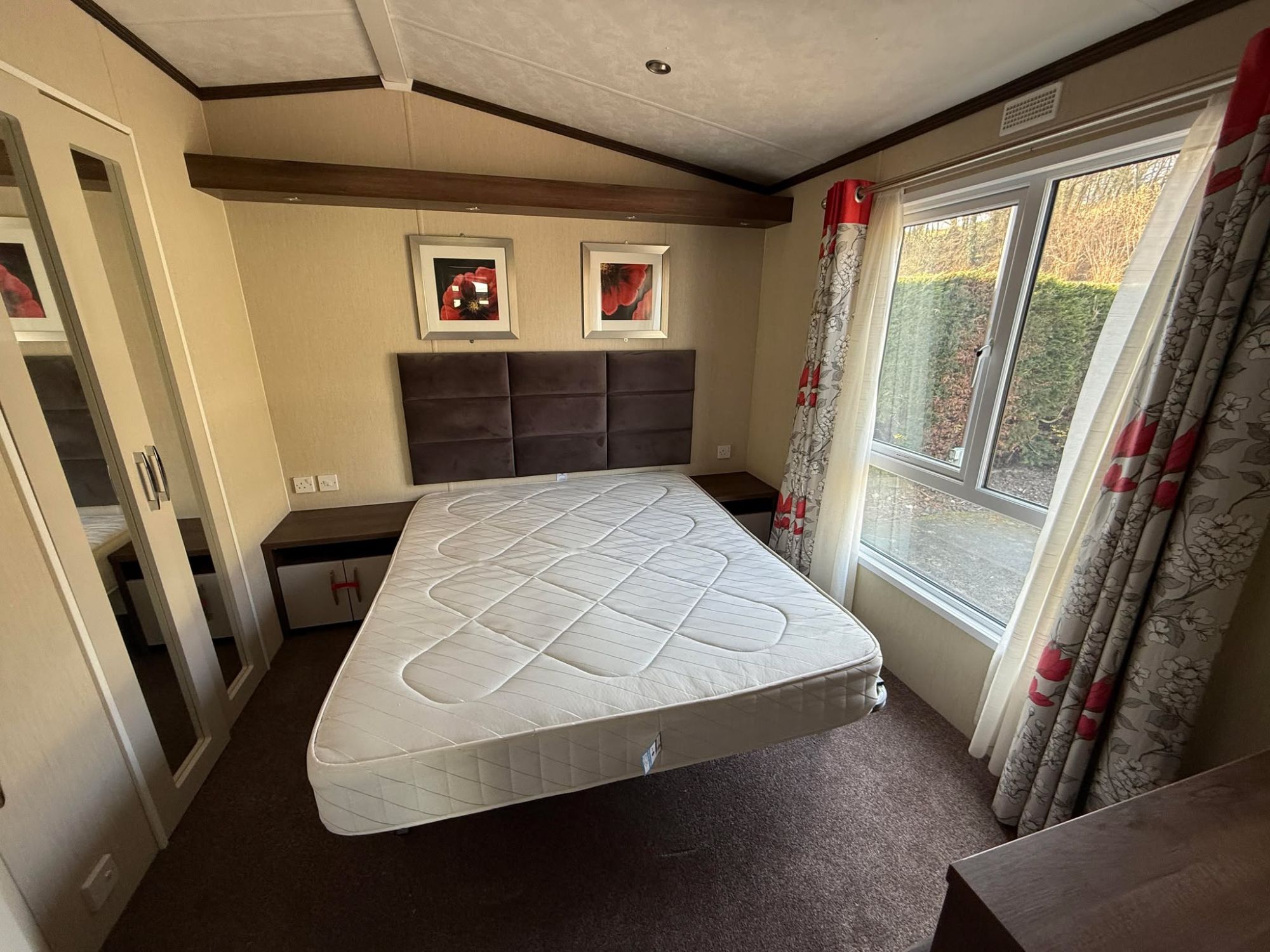 2016 Pemberton Rivington Main Bed 1