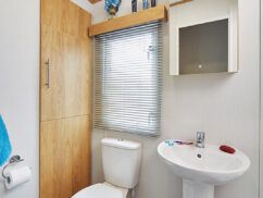 2021 Carnaby Silverdale Bathroom
