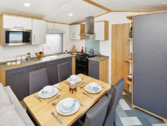 2021 Carnaby Silverdale Diner