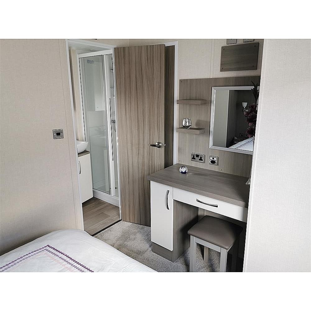 2020 Victory Westpark Main Bed 2